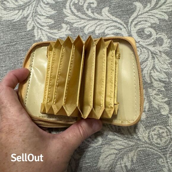 Vintage Buxton Leather Slim Fold Wallet Yellow Unisex Card Holder - Picture 5 of 6